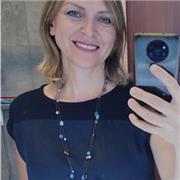 Laureata in interpretariato e traduzione con esprienza ventennale in traduzioni audiovisive offre ripetizioni/conversazione